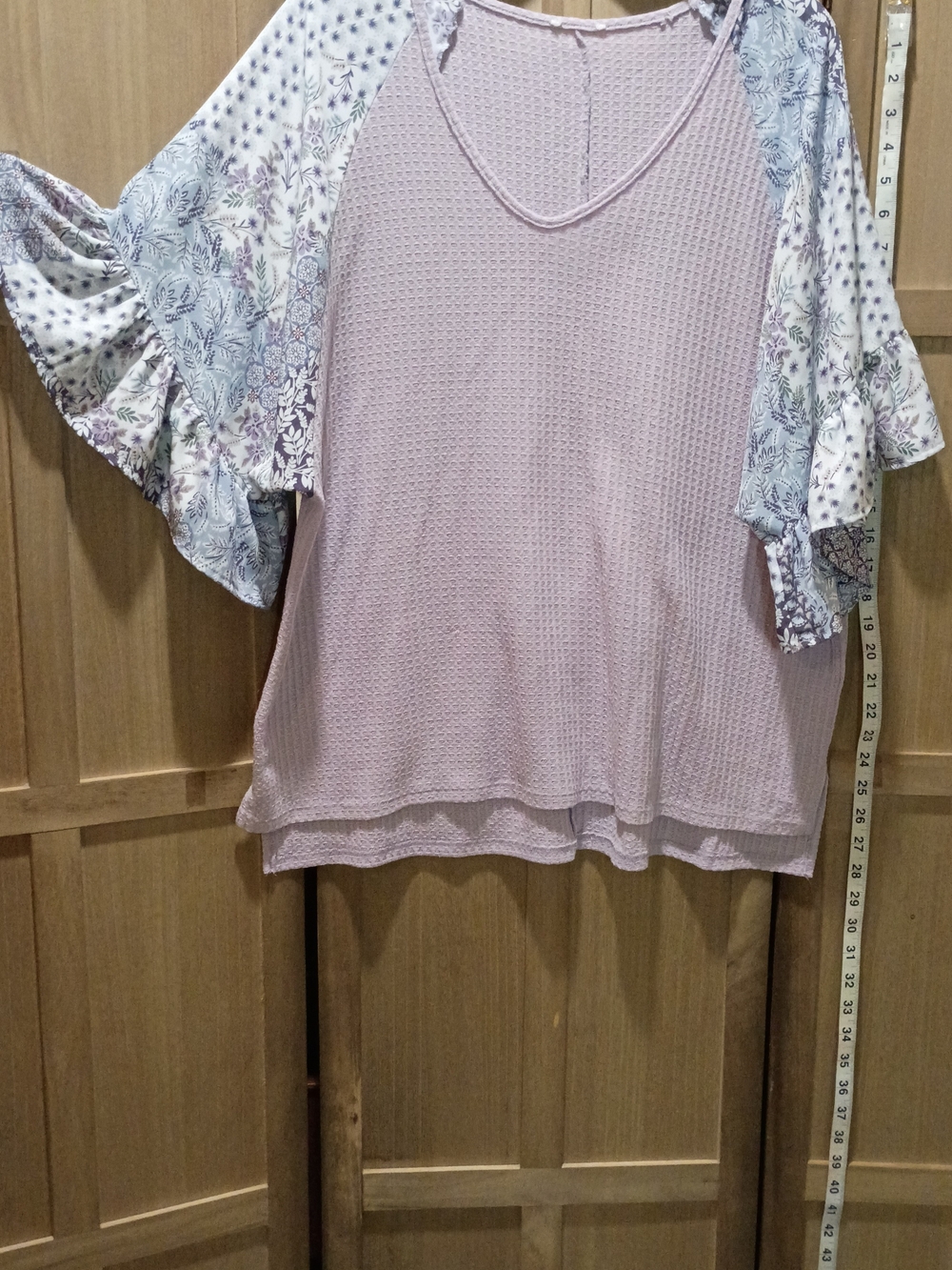 Women's Soft Lavender Mixed-Print Flutter Sleeve Top